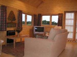 Pine Lodge East living room