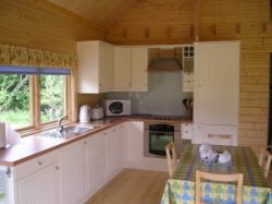 Pine Lodge West kitchen